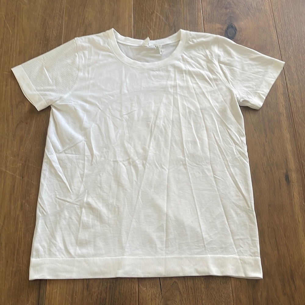 Lululemon top 8